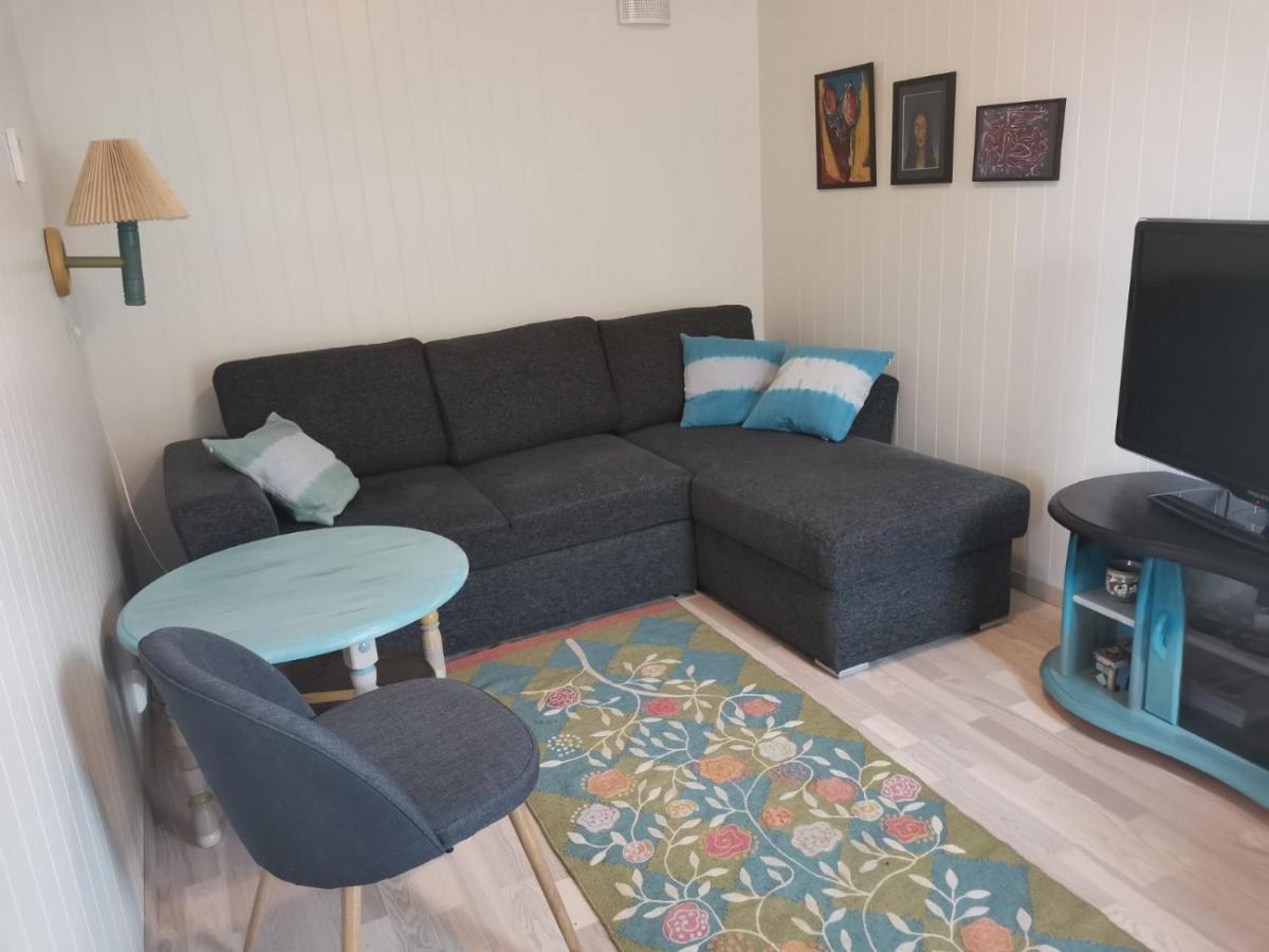 Karlotte'S Apartment Ballstad Eksteriør billede